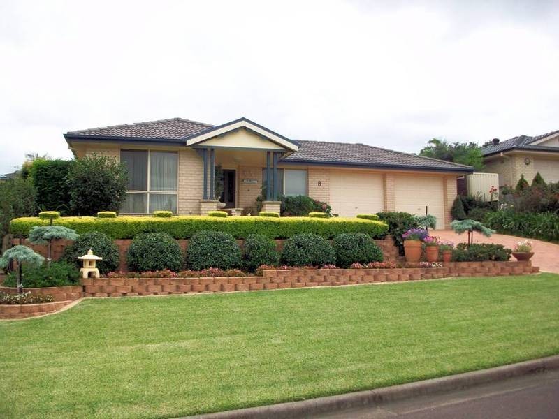 8 HALLORAN WAY, Raymond Terrace NSW 2324
