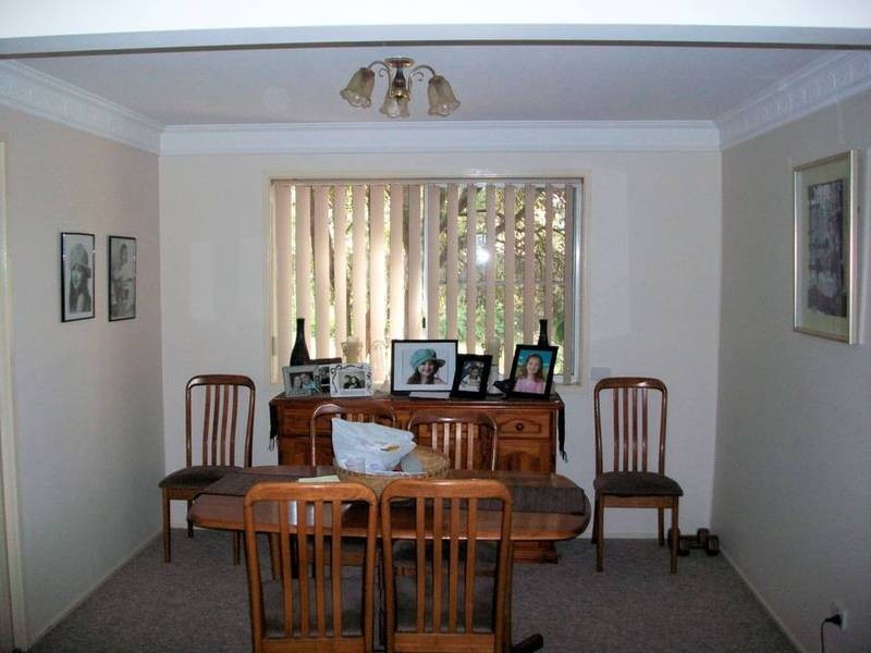 8 PITCAIRN STREET, Ashtonfield NSW 2323