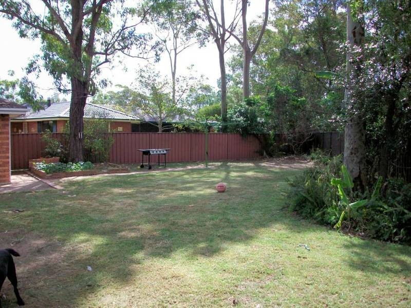 8 PITCAIRN STREET, Ashtonfield NSW 2323