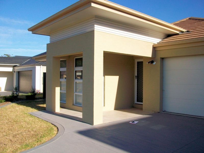 4 Tooroong Road, Fern Bay NSW 2295