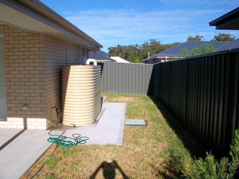 4 Tooroong Road, Fern Bay NSW 2295