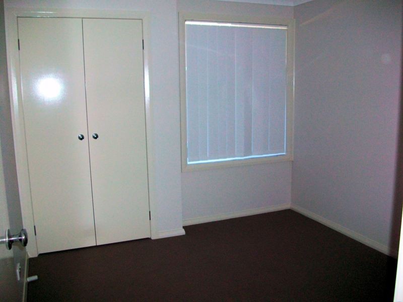 4 TOOROONG ROAD, Fern Bay NSW 2295