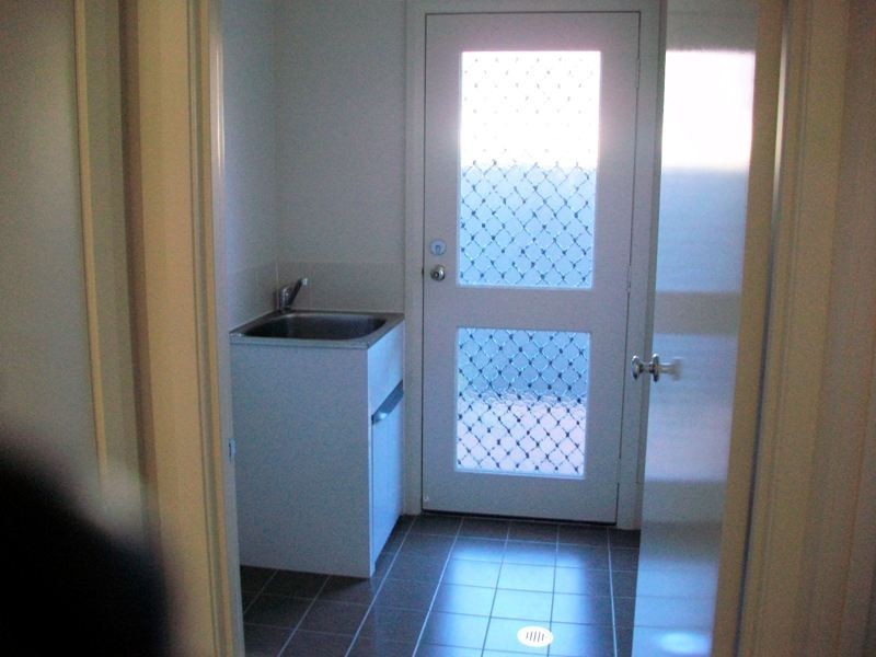 4 TOOROONG ROAD, Fern Bay NSW 2295