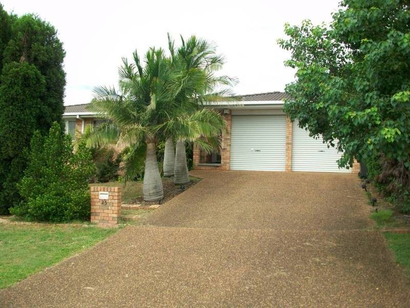 25 COOPER PLACE, Raymond Terrace NSW 2324