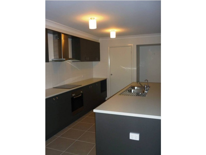 155 SUNNINGDALE CIRCUIT, Medowie NSW 2318