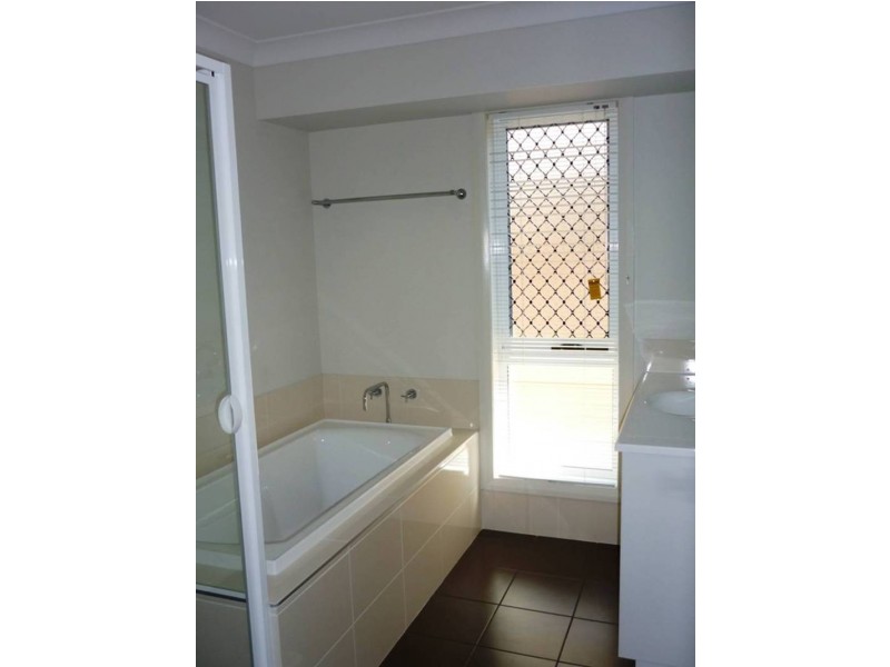 155 SUNNINGDALE CIRCUIT, Medowie NSW 2318