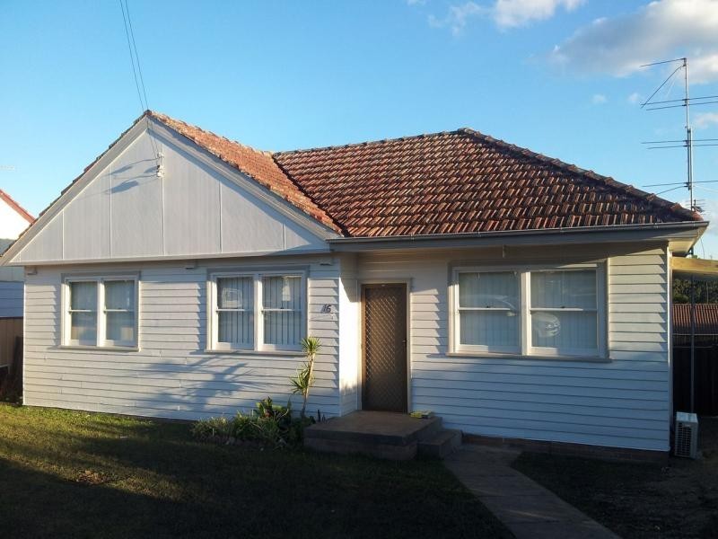 16 ALMA STREET, Raymond Terrace NSW 2324