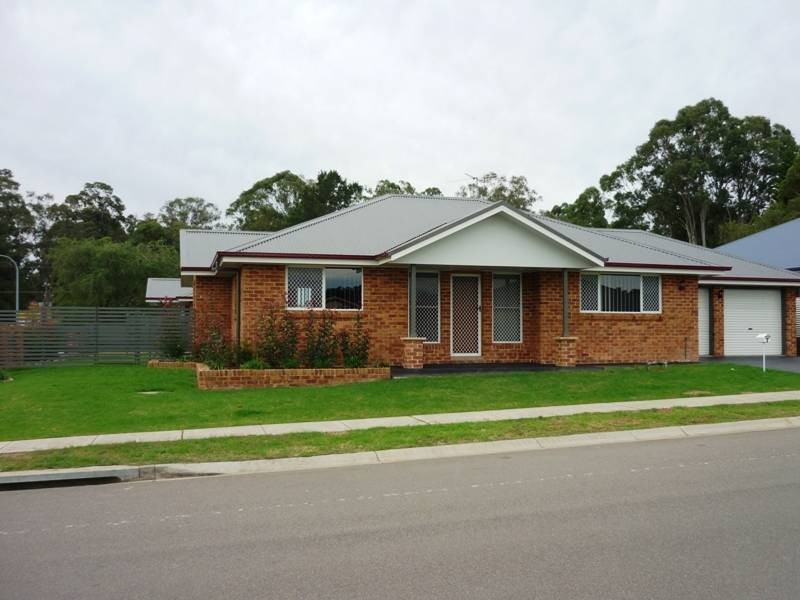 3A CLOSEBOURNE WAY, Raymond Terrace NSW 2324