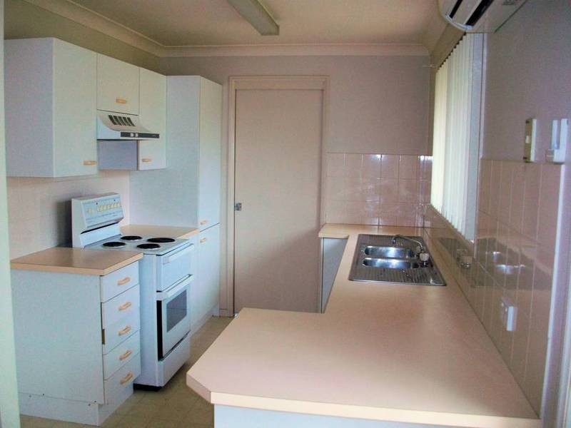 32 Benjamin Lee Drive, Raymond Terrace NSW 2324