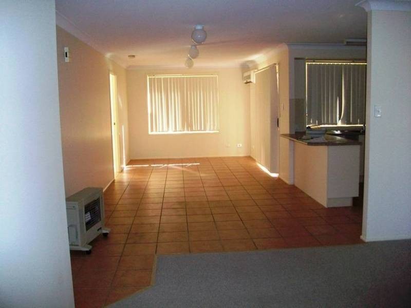 8 BRENTWOOD TERRACE, Thornton NSW 2322
