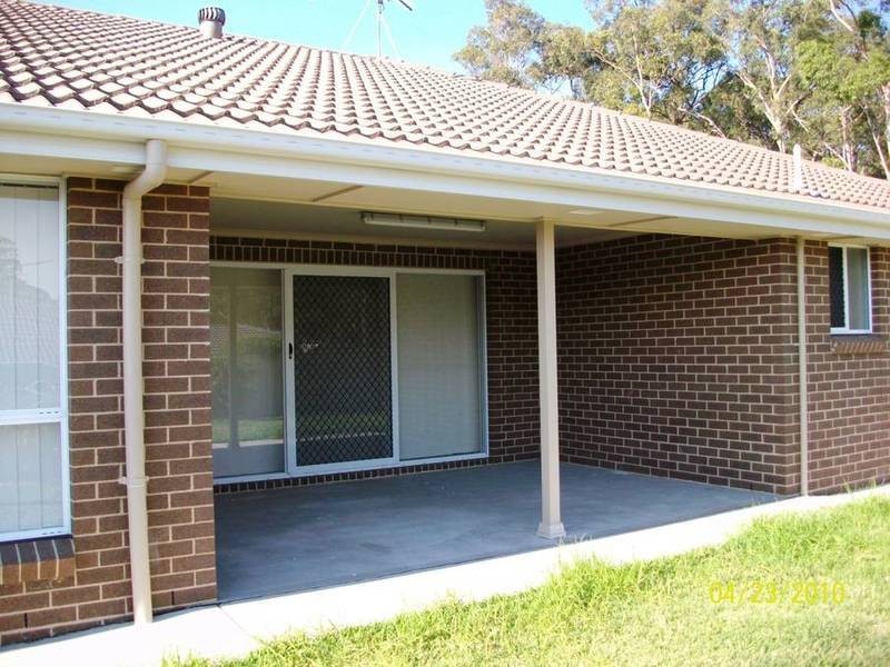 6 PRIESKA WAY, East Maitland NSW 2323
