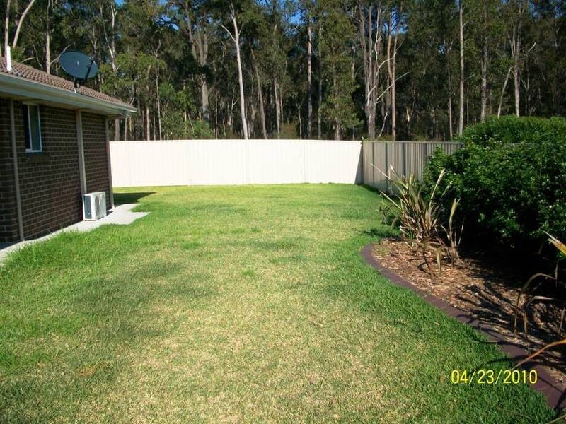 6 PRIESKA WAY, East Maitland NSW 2323