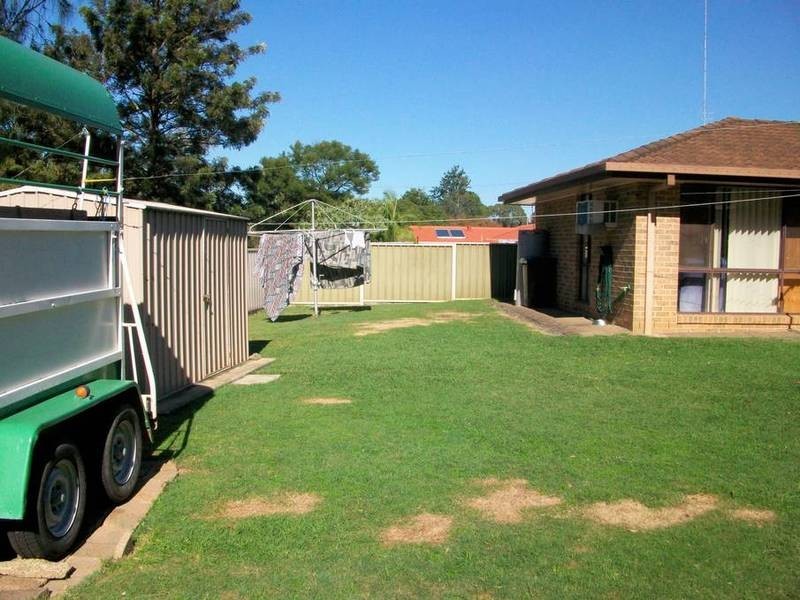 6 Courtaulds Road, Raymond Terrace NSW 2324