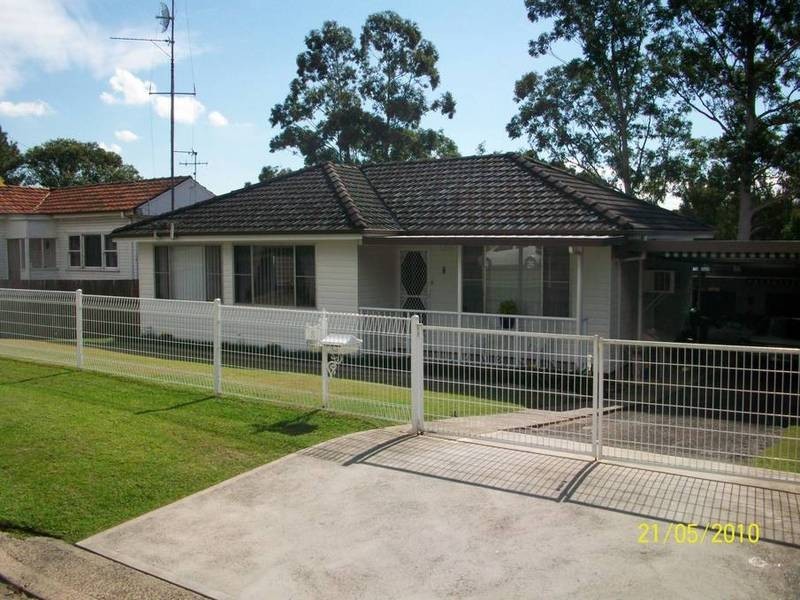 8 Thomas Street, Raymond Terrace NSW 2324