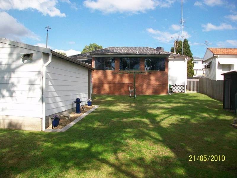 8 Thomas Street, Raymond Terrace NSW 2324