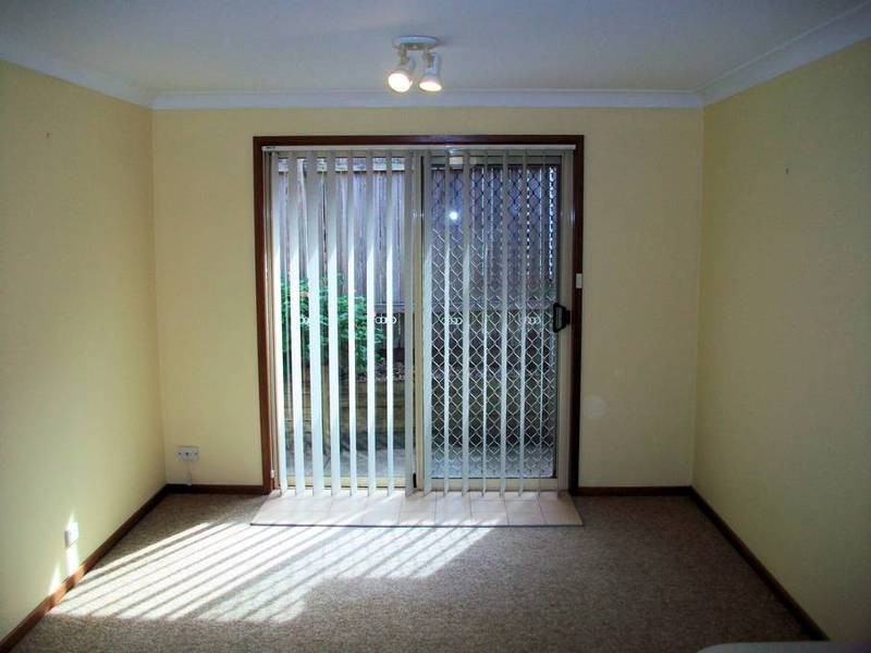 2/5 Kingsford Smith Close, Raymond Terrace NSW 2324