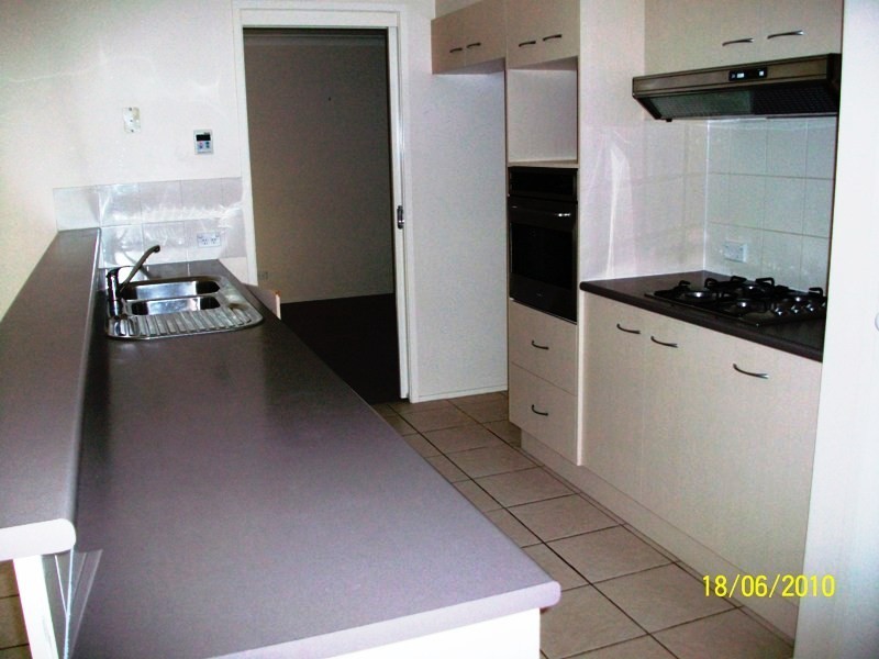 24 SANDALWOOD DRIVE, Thornton NSW 2322