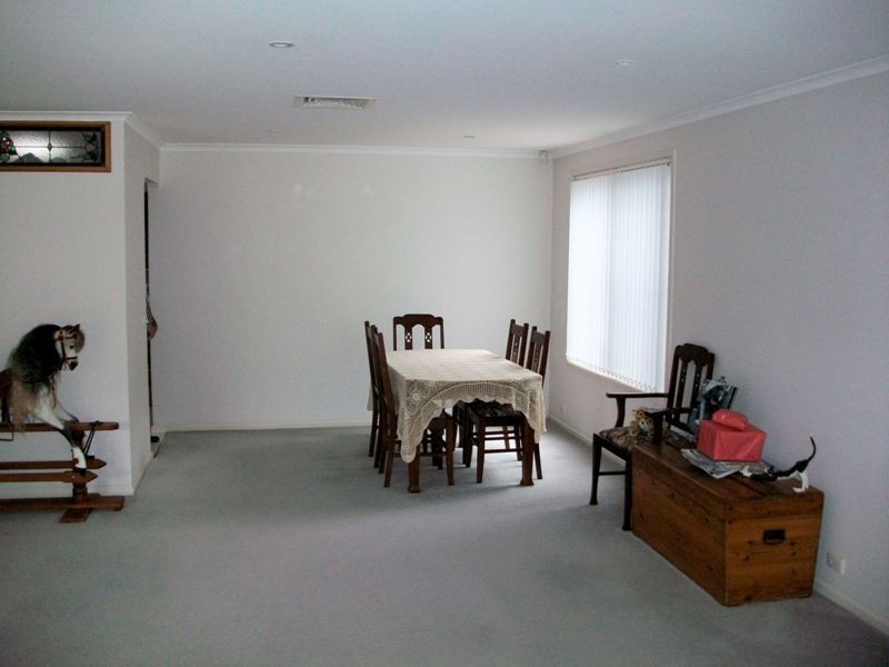 10 MIRAGE CLOSE, Raymond Terrace NSW 2324