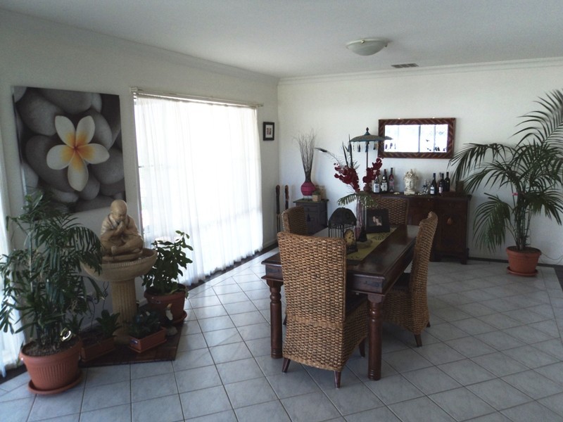 31 Dalyell Way, Raymond Terrace NSW 2324