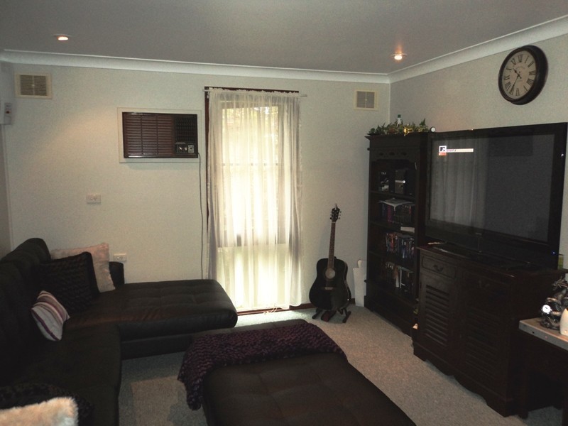 4 Banks Street, Raymond Terrace NSW 2324