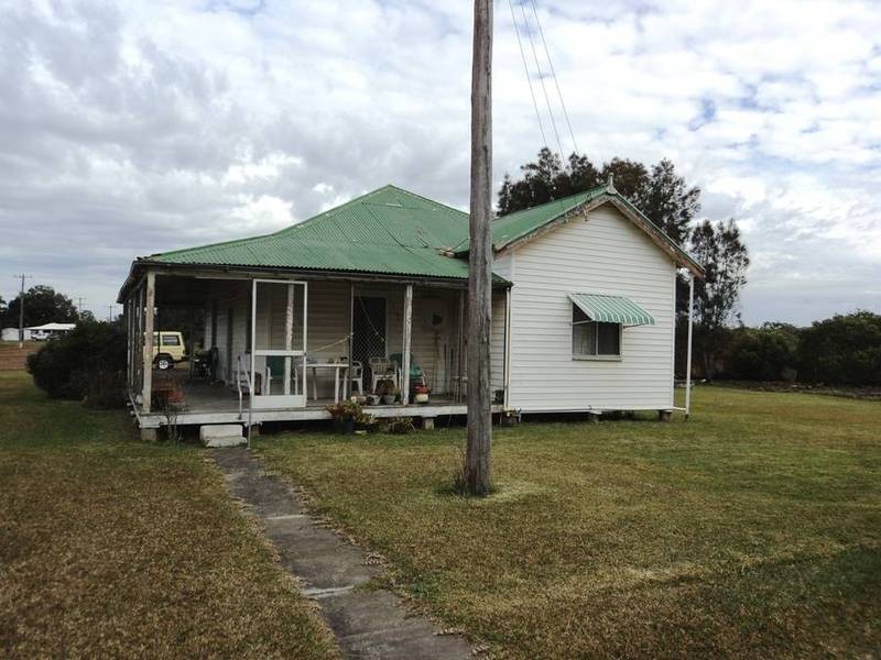 129 Davis Road, Swan Bay NSW 2324