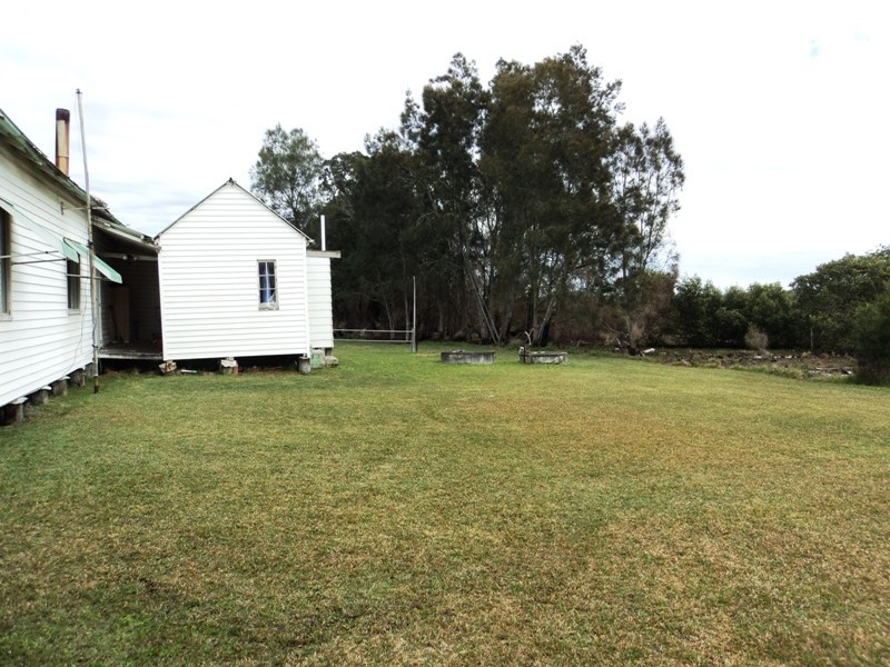 129 Davis Road, Swan Bay NSW 2324