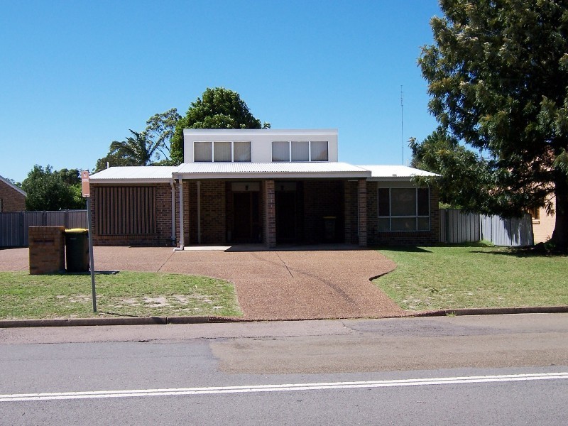 2/133 MOUNT HALL ROAD, Raymond Terrace NSW 2324