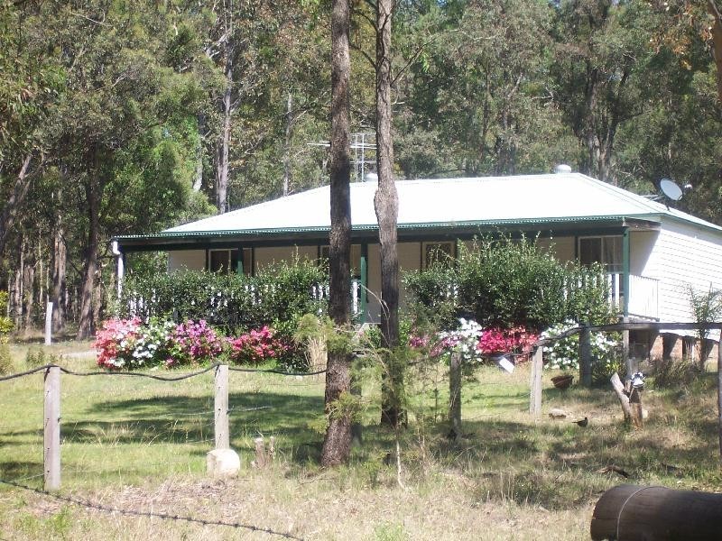 35 SIX MILE ROAD, Eagleton NSW 2324
