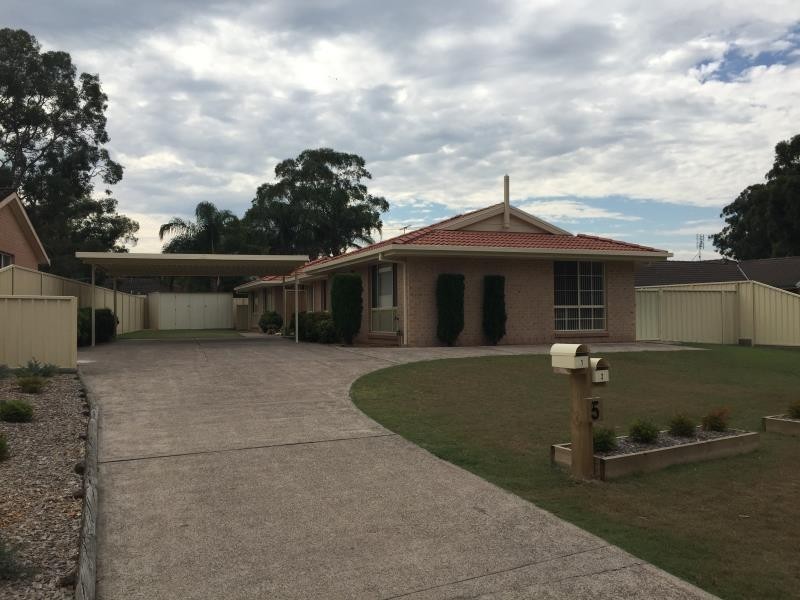 1/5 MIDDLETON CLOSE, Raymond Terrace NSW 2324