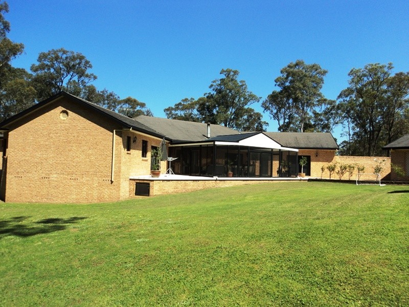 1 Sanctuary Place, Wallalong NSW 2320