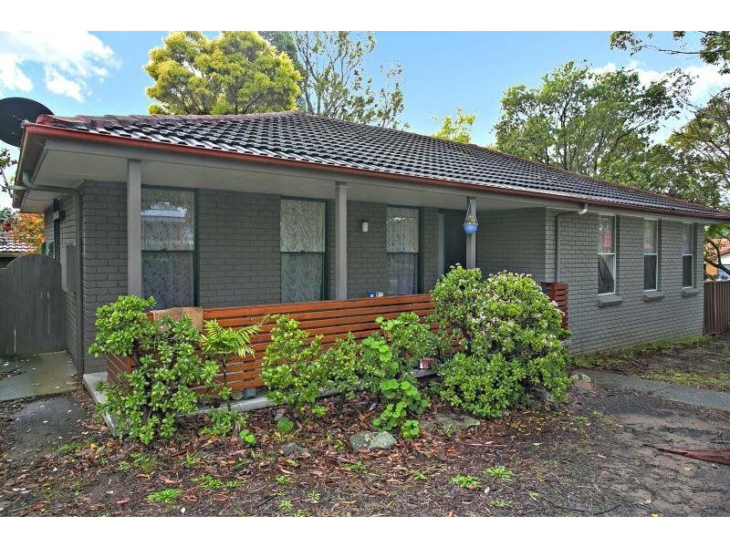 2 LACHLAN STREET, Raymond Terrace NSW 2324