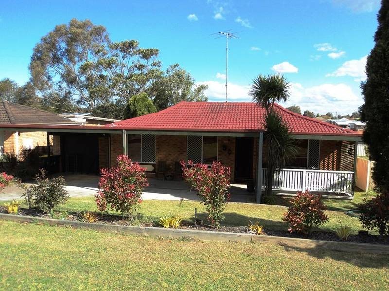 16 Garden Avenue, Raymond Terrace NSW 2324