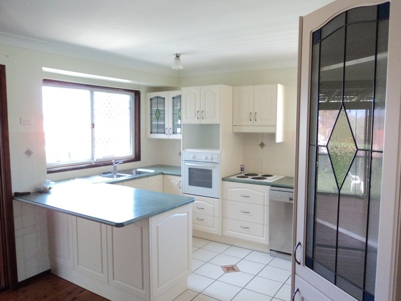 16 Garden Avenue, Raymond Terrace NSW 2324