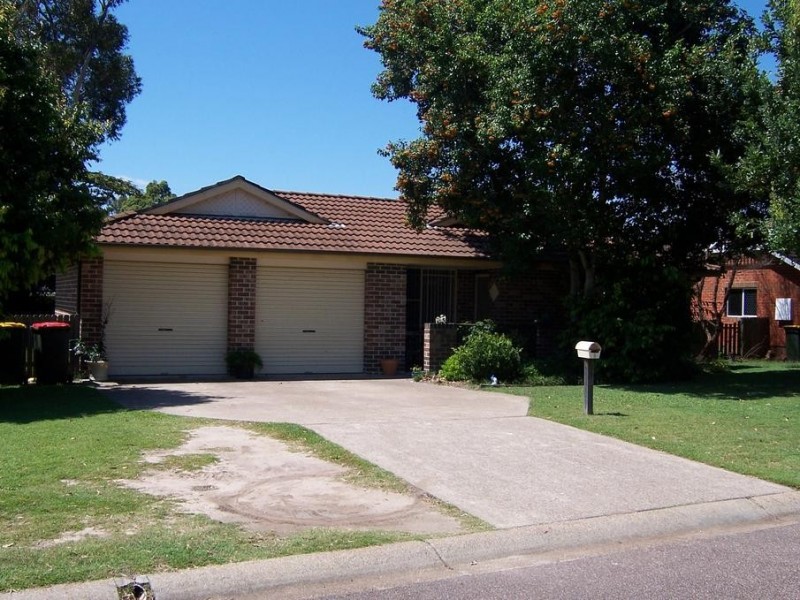 9 CEDERWOOD CRESCENT, Raymond Terrace NSW 2324