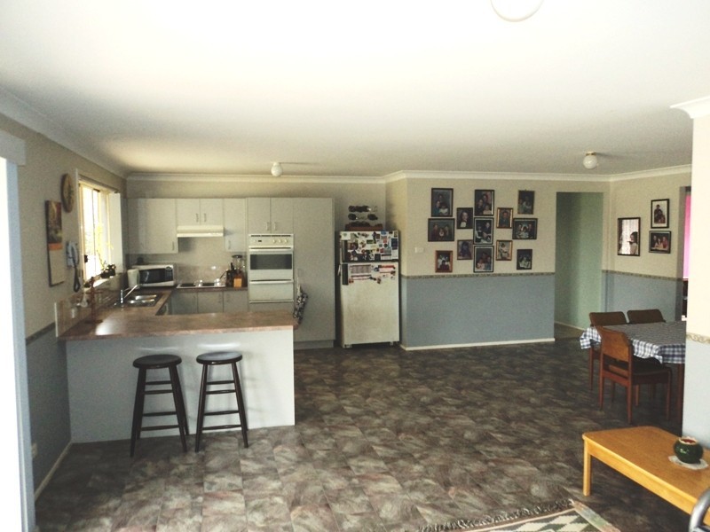 6 Leigh Place, Raymond Terrace NSW 2324