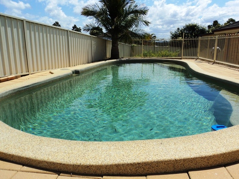 6 Leigh Place, Raymond Terrace NSW 2324