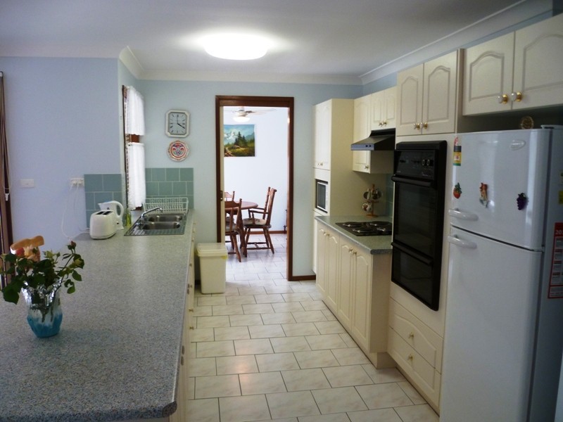 42 Bilmark Drive, Raymond Terrace NSW 2324