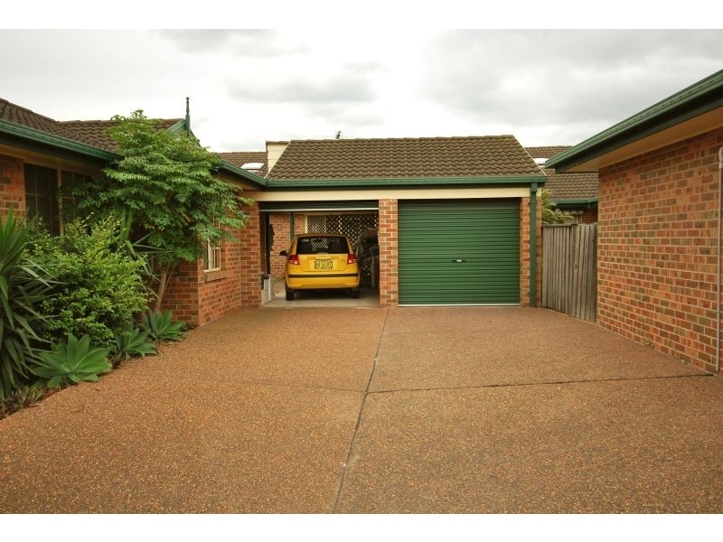 8/143 Roxburgh Street, Stockton NSW 2295