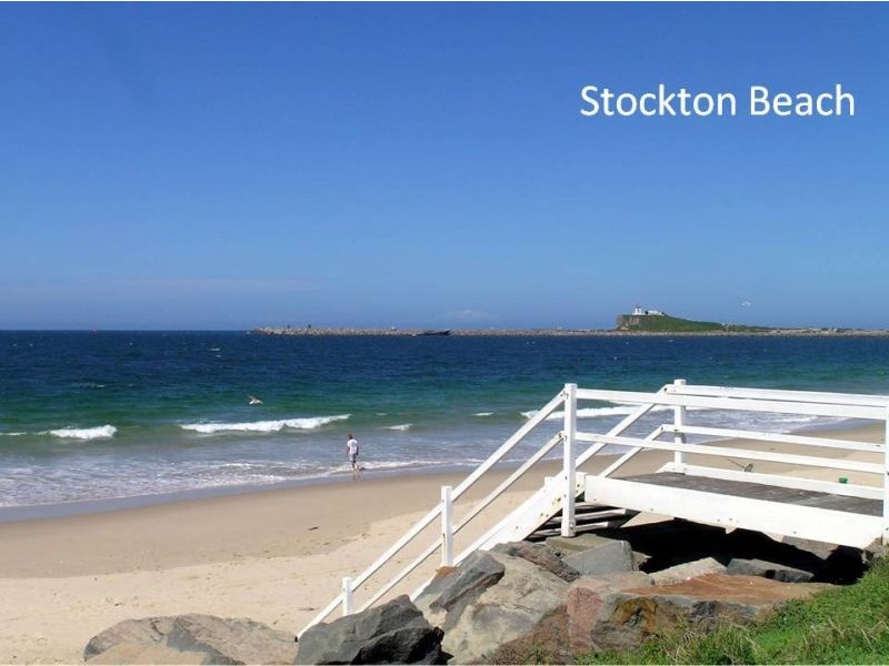 8/143 Roxburgh Street, Stockton NSW 2295