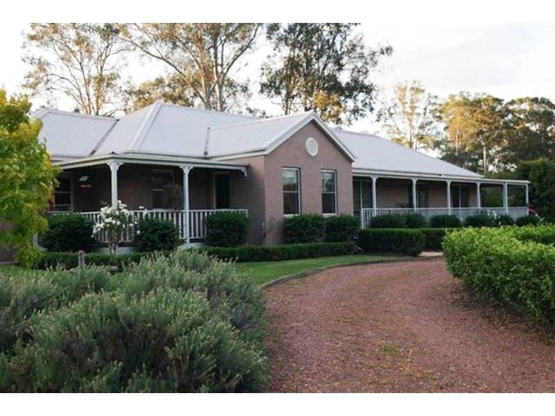 17 South Esk Drive, Seaham NSW 2324