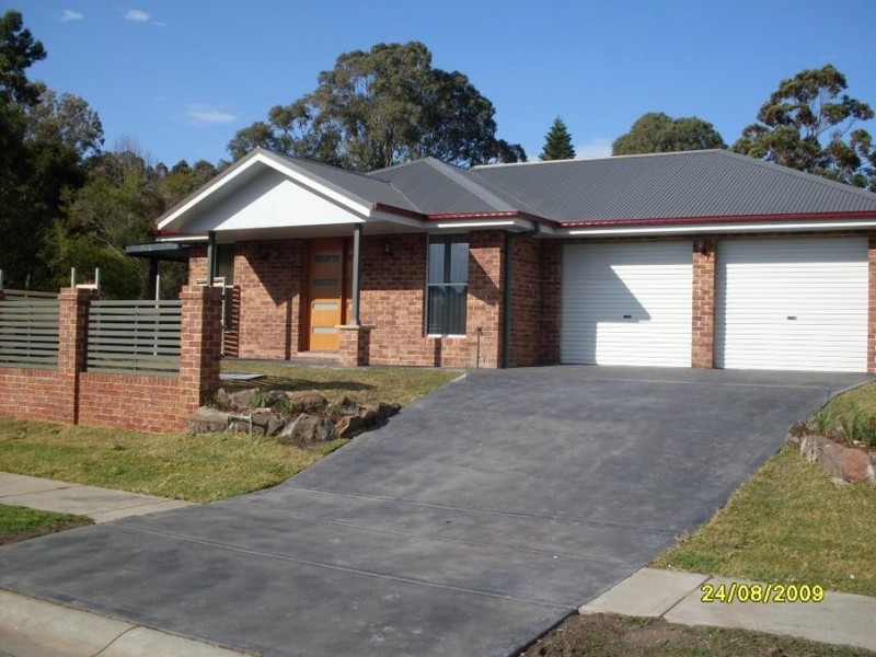 3 CLOSEBOURNE WAY, Raymond Terrace NSW 2324