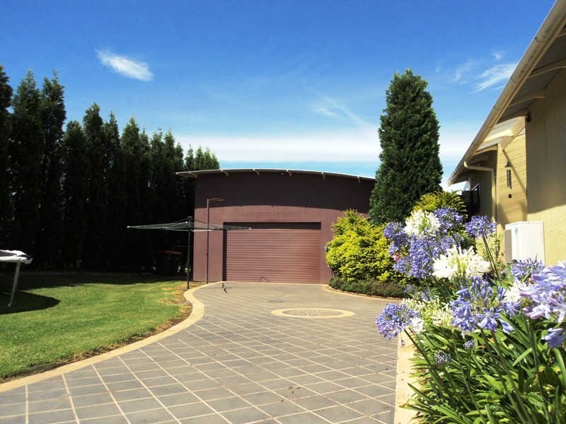 2B Carramar Close, Brandy Hill NSW 2324