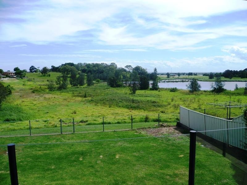 8 KANWARY CLOSE, Raymond Terrace NSW 2324