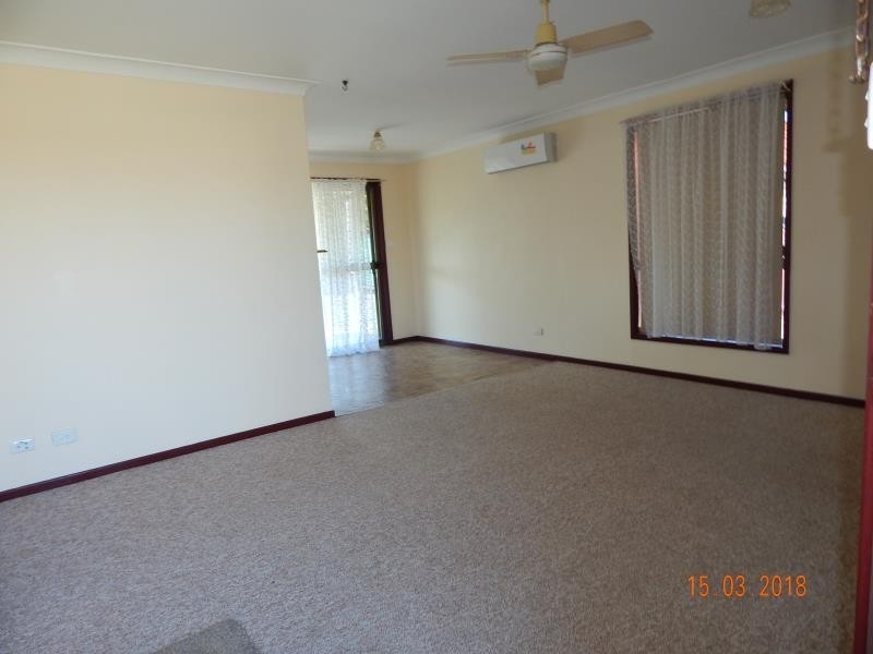 8 DUNN PLACE, Raymond Terrace NSW 2324