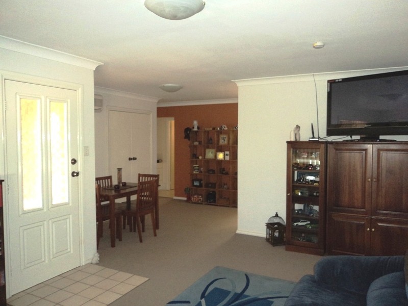 2/200 Meredith Crescent, Raymond Terrace NSW 2324