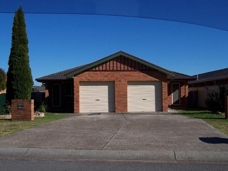 2/6 CHISHOLM COURT, Raymond Terrace NSW 2324