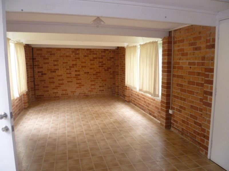 8A KINGSTON PARADE, Heatherbrae NSW 2324