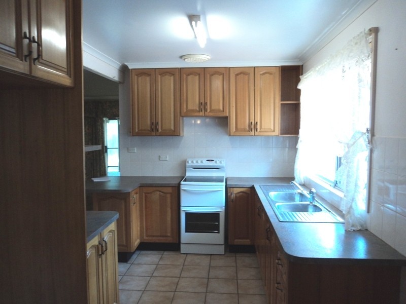 5 Henderson Close, Raymond Terrace NSW 2324