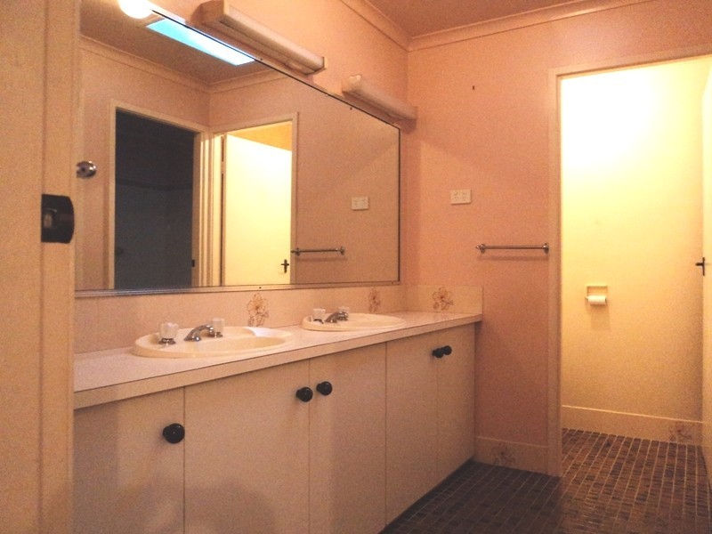 5 Henderson Close, Raymond Terrace NSW 2324