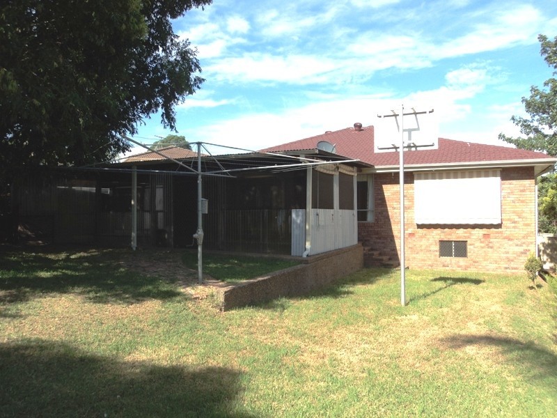 5 Henderson Close, Raymond Terrace NSW 2324